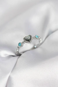 Gümüş Renk Hematit Taşlı Kadın Yüzük