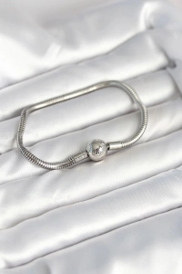 Gümüş Renk Pirinç Charm Bileklik