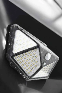 Güneş Enerjili Bahçe Aydınlatma Lambası Solar 100 Led Lamba