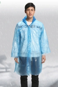 İnce Şeffaf Yağmurluk