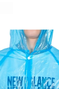 İnce Şeffaf Yağmurluk