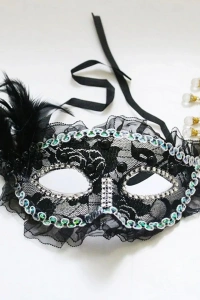 İnci İşlemeli Taşlı Dantelli Parti Maskesi