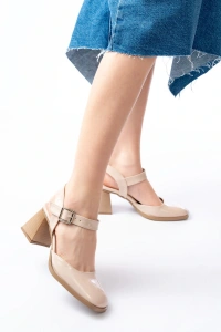 İNF-40450 Bej Rugan Günlük Arkası Açık Topuklu Bayan Ayakkabı