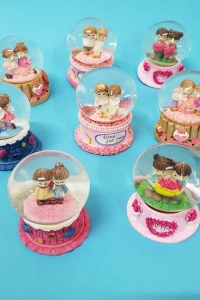 Işıklı Minik Su Küresi