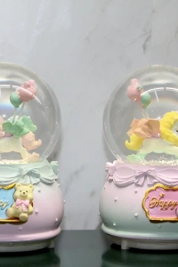 Işıklı Müzikli Kar Küresi Orta Boy