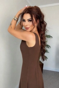 Kadın Askılı Kare Yakalı Kemersiz A şeklinde Gelen Uzun Ithal Krep Elbise