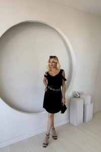 Kadın Askılı Soğuk Omuz Detaylı Modal Elbise