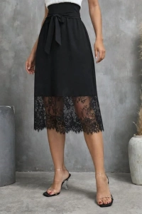 Kadın Askılı V Yakalı Dantelli Midi Viskon Elbise