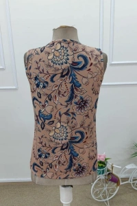 Kadın Askılı V Yakalı Desenli Süprem Bluz