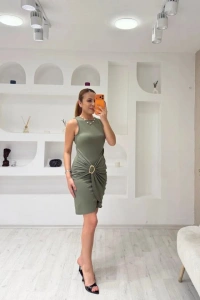 Kadın Bisiklet Yaka Kolsuz Büzgü Ve Toka Detay Diz üstü Elbise