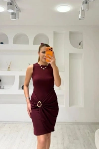 Kadın Bisiklet Yaka Kolsuz Büzgü Ve Toka Detay Diz üstü Elbise