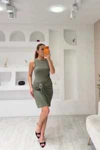 Kadın Bisiklet Yaka Kolsuz Büzgü Ve Toka Detay Diz üstü Elbise
