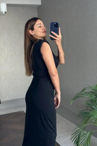 Kadın Bisiklet Yaka Vatkalı Broş Detay Kısa Kol Midi Boy Elbise