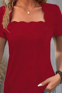 Kadın Kısa Kollu Kare Lazer Yakalı Janjan Krep Bluz