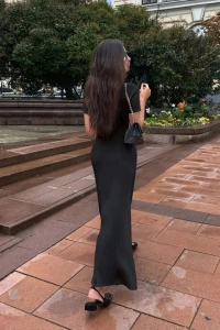 Kadın Kısa Kollu Yakalı önden Düğmeli Maxi Triko Elbise