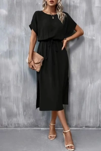 Kadın Kısa Kollu Yakası Açık Belden Bağlamalı Yırtmaçlı Viskon Elbise