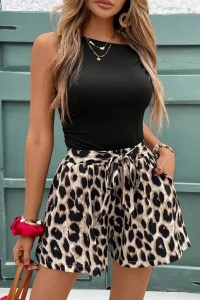 Kadın Kolsuz Bisiklet Yaka Viskon Bluz Ve Leopar Desenli Kısa Modal Short Ikili Takım