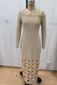 Kadın Madonna Yaka Uzun Kollu Lazer çiçek Kesim Detaylı Uzun Ithal Krep Elbise