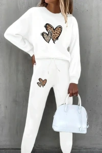 Kadın Uzun Kollu Bisiklet Yaka Kalp Desenli şardonlu üç Iplik Bluz Ve Pantolon Ikili Takım