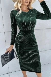 Kadın Uzun Kollu Bisiklet Yaka Taşlı Midi Kadife Elbise