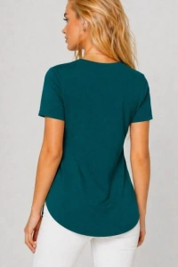 Kadın Yırtmaç Detaylı Viskon Kumaş Bluz