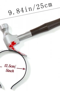 Kafaya Saplanmış Kahverengi Saplı Çekiç Şaka Tacı