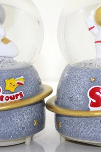 Kar Küresi Işıklı Müzikli 13 Cm