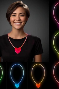 Karanlıkta Yanan Glow Kalp Şekilli Kolye 6 Adet