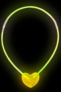 Karanlıkta Yanan Glow Kalp Şekilli Kolye 6 Adet