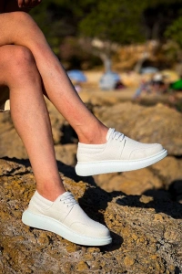 KB-042  Kuback Bağcıklı Beyaz Günlük Erkek Ayakkabı