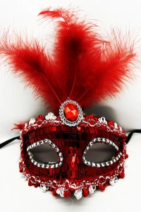 Kırmızı Payetli Pullu Tüylü Parti Maskesi