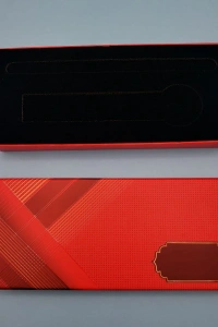 Kırmızı Renk Anahtarlık ve Kalem Kutusu