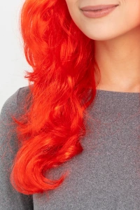 Kırmızı Renk Uzun Dalgalı Parti Peruğu