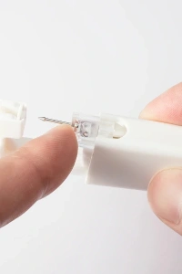 Kulak Delme Aparatı