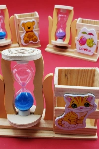 Kum Saati Kalemlik Kutulu