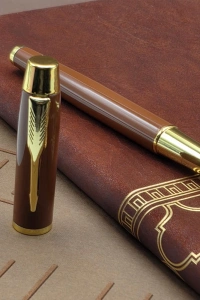 Kutulu - Lüks Deri Desenli Defter ve Metal Kalem - Hediye Seti