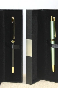 Kutulu Tekli Tükenmez Kalem Model 30