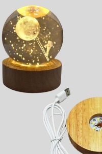 Lazer İşlemeli 3D Astronot Kristal Küre LED Işıklı Uzay Temalı Gece Lambası