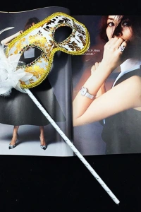 Lüks Taşlı Saplı Balo Maskesi Beyaz Renk