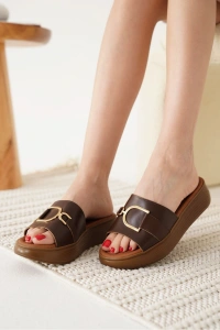 Maria Acı Kahve Hakiki Deri Terlik