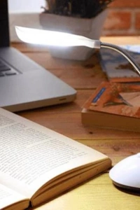 Masa Lambası Spiral Led  Kitap Okuma Işığı Pilli Model Led Lamba