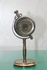 Masa Üstü Pirinç Saat Model 6