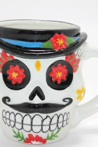 Meksikalı Kurukafa Karakterli Kabartmalı Kupa Bardak