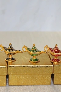 Mineli Metal Alaaddin Lambası Model 8