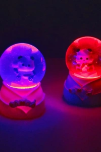 Mini Boy Sevimli Panda Tasarımlı Işıklı Kar Küresi