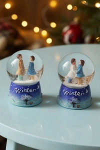 Mini Işıklı Kar Küresi - Sevimli Çift Tasarımlı - Winter Temalı