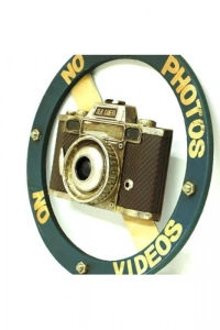 No Photos No Videos Uyarı Levhası