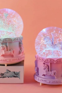 Orta Boy Müzikli Unicorn Kar Küresi