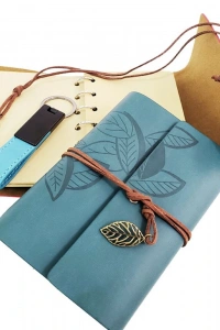 Özel Ahşap Kutulu Mavi Deri Defter ve Anahtarlık Seti