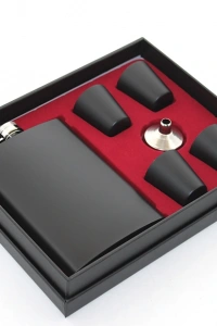 Paslanmaz Çelik 4 Shot Bardaklı Matara Seti Siyah Renk